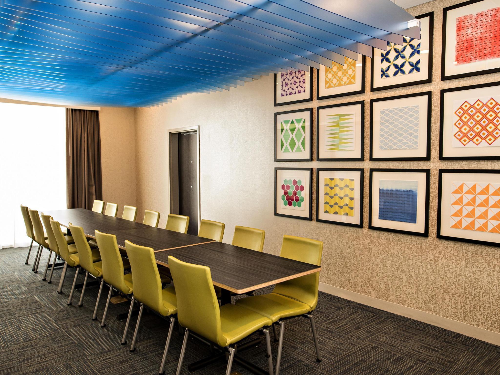 Holiday Inn Express & Suites - Marietta By Ihg Zewnętrze zdjęcie